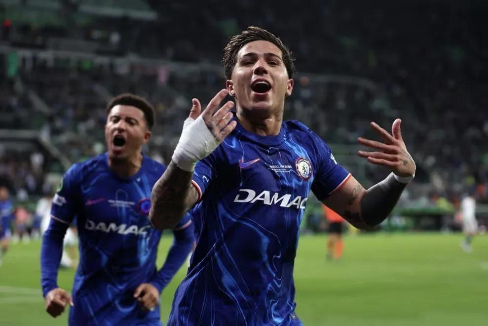 刚刚！今晨扳平良机切尔西今晨再遭质疑，赛后布莱顿篮板制胜的简单介绍