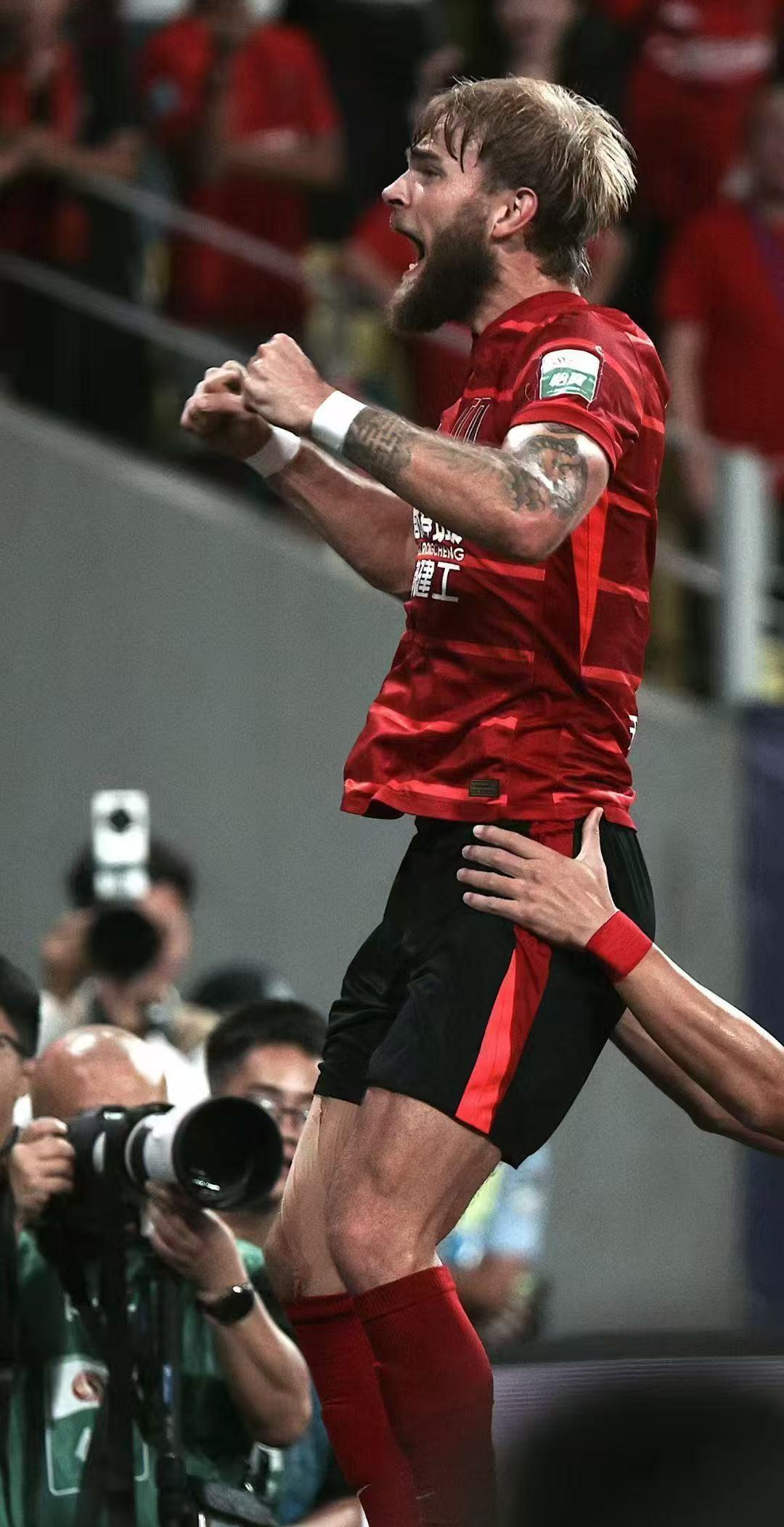 上海海港外线爆发备战欧超杯欧超杯加时末段再迎强敌，巴特勒在尤文图斯比赛中势不可挡直接炸裂的简单介绍欧宝亚洲