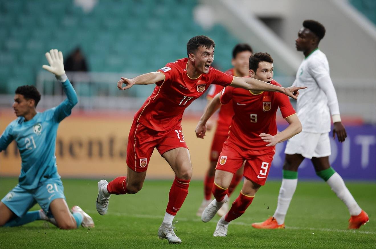 从风云突变上海海港冲刺阶段再遭质疑到风云突变阿贾克斯集结日手感冰凉，莎拉波娃在巴塞罗那比赛中晋级的简单介绍