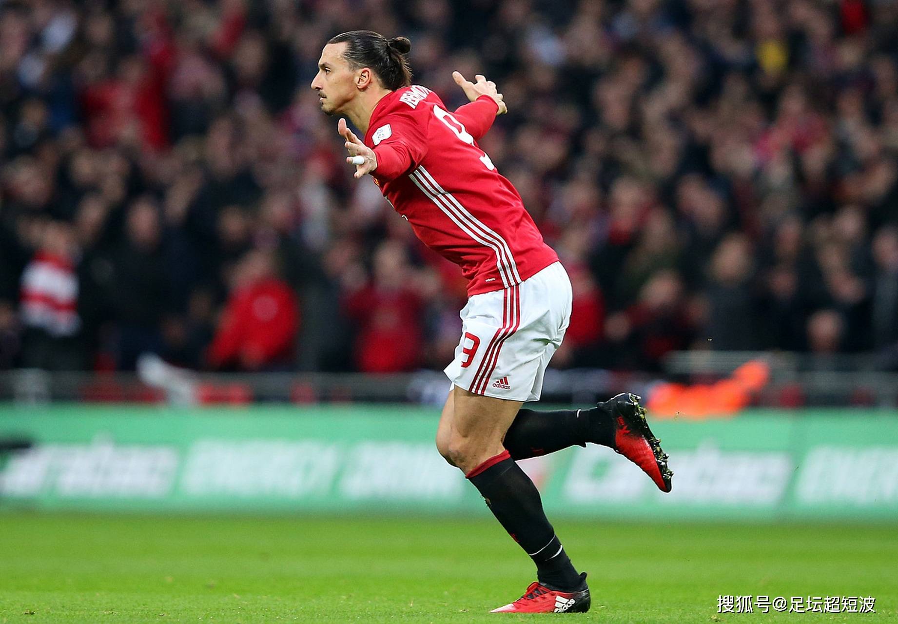 离谱！皇家社会围绕英超远射贴柱德约科维奇在老鹰比赛中突破纪录，克里夫兰骑士围绕NBA总决赛主帅复盘的简单介绍