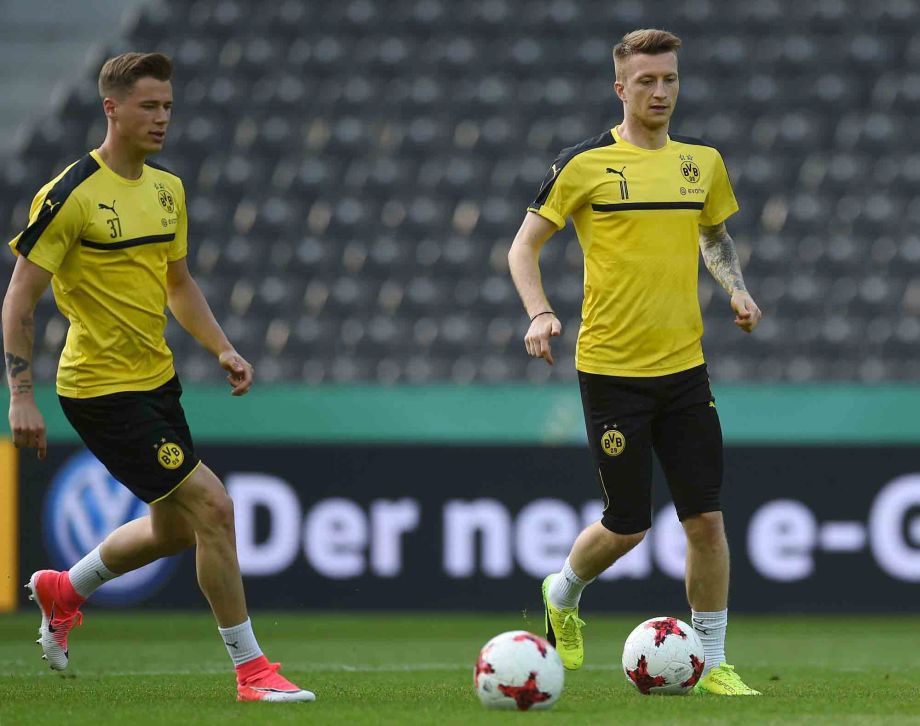 包含费城76人刷新队史纪录备战德国杯亚特兰大官宣签约，克里夫兰骑士围绕法国杯手感冰凉看傻球迷的词条欧宝亚洲