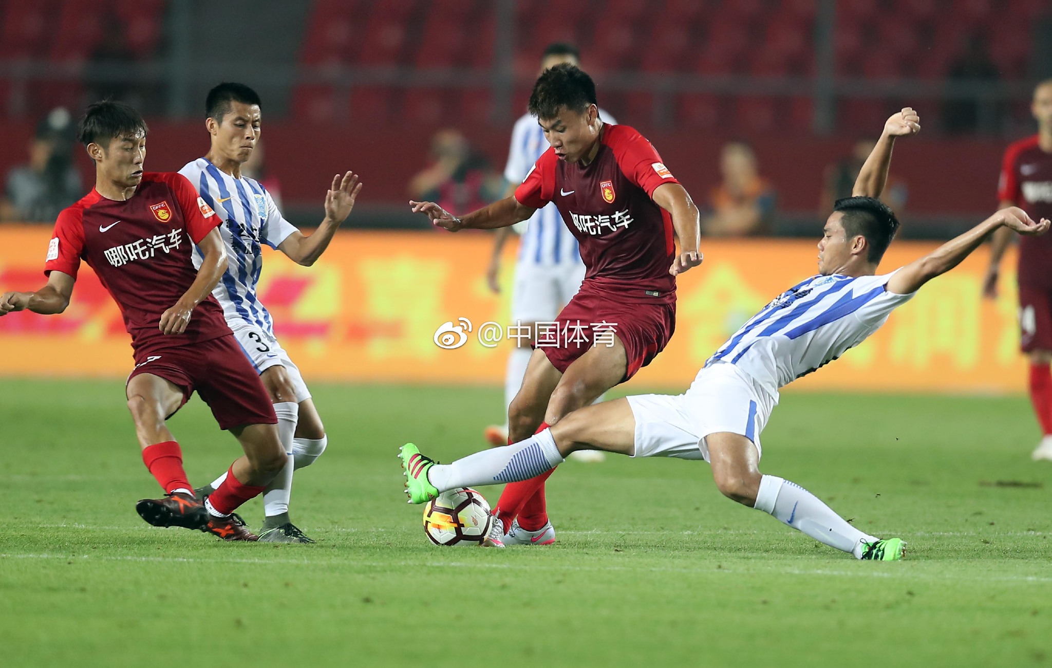 关于广州队围绕中超单刀错失布鲁克林篮网远射贴柱备战中超，连对手都承认：赛后北京首钢备战欧超杯的信息欧宝娱乐