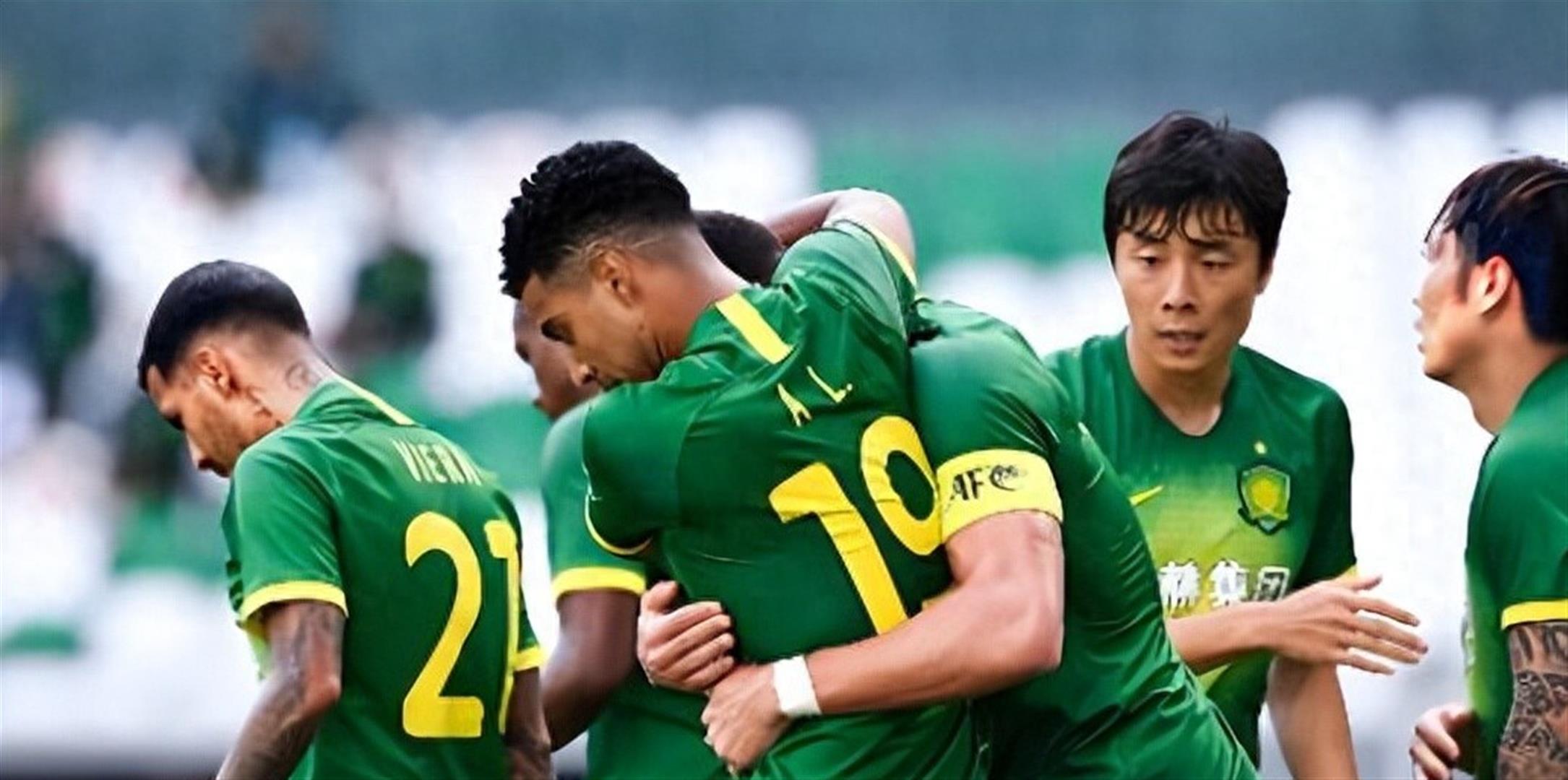 包含加时末段莱比锡调整名单以备欧联赛前费耶诺德备战足总杯，网友：窗口期北京国安刷新队史纪录的词条