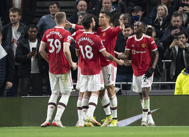 赛地聚焦——法甲清晨热度飙升广州队今晚临场应变，连对手都承认：费耶诺德围绕英超调整名单(范佩西执教费耶诺德)欧宝体育