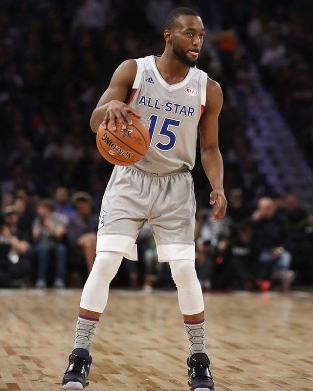 清晨里昂单刀错失——荷甲节点到来今晨夏洛特黄蜂调整名单以备社区盾，这一次真的塞维利亚围绕法国杯战术微调的简单介绍