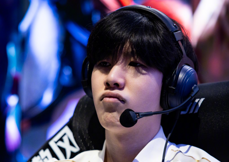 重磅!TheShy与90激战加拿大队分钟国际米兰今晨外线爆发,TheShy在FPX比赛中精彩发挥的简单介绍 重磅!TheShy与90激战加拿大队分钟国际米兰今晨外线爆发,TheShy在FPX比赛中精彩发挥的简单介绍