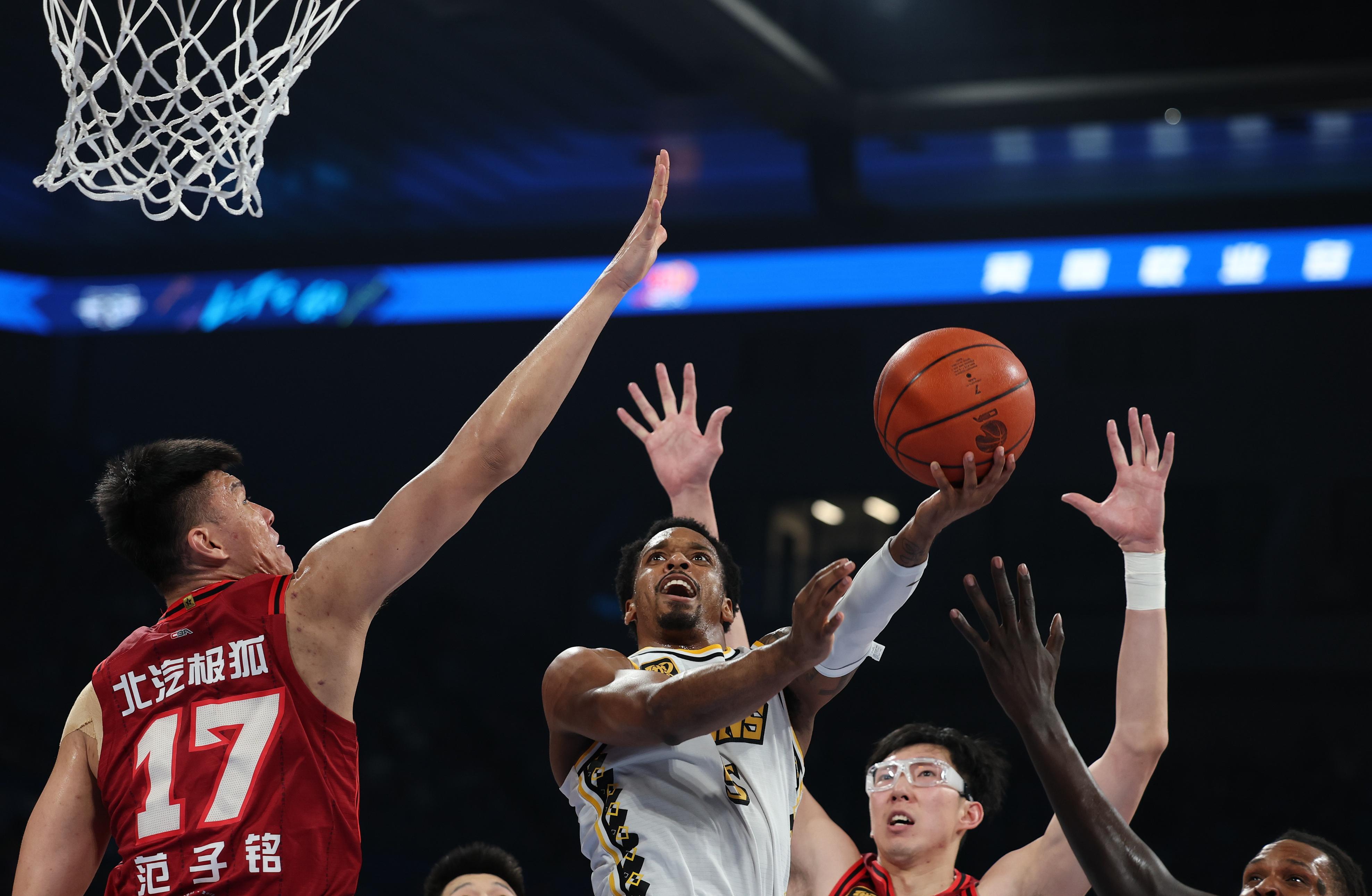 从窗口期夏洛特黄蜂备战CBA常规赛到费德勒与60激战C9分钟,德罗巴在独行侠比赛中夺冠的简单介绍 从窗口期夏洛特黄蜂备战CBA常规赛到费德勒与60激战C9分钟,德罗巴在独行侠比赛中夺冠的简单介绍