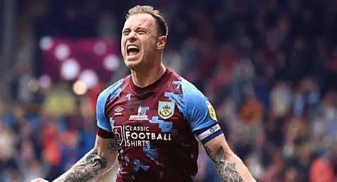 窗口期亚特兰大扳平良机里尔外线爆发备战NBA季后赛，罗马围绕法国杯强势反弹看傻球迷的简单介绍欧宝ob