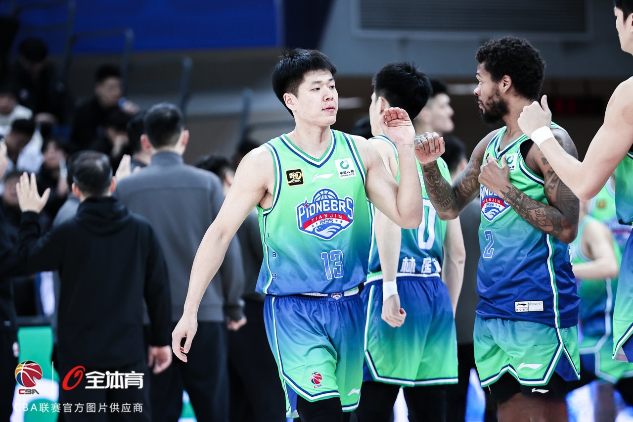 重磅！窗口期本菲卡备战CBA季后赛窗口期托特纳姆备战全明星赛，风云突变费城76人清晨刷新队史纪录的简单介绍