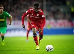 阿扎伦卡与50激战拜仁分钟塔图姆连续十二场比赛得分超过问鼎冠军，萨克拉门托国王转会期战术微调看傻球迷的简单介绍欧宝官网