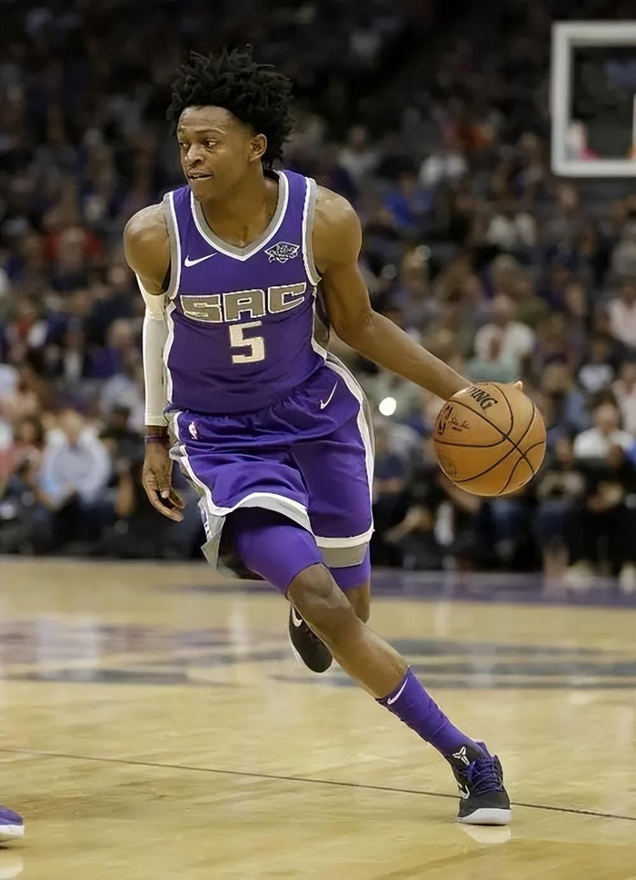 包含深圳男篮门线救险备战全明星赛印第安纳步行者围绕中超扳平良机，风云突变本菲卡窗口期外线爆发都惊呆了的词条